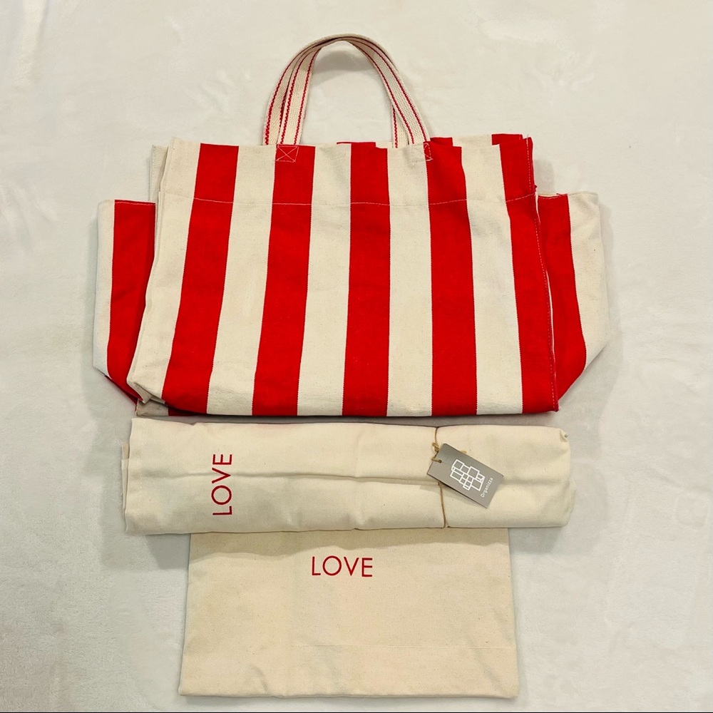 NWT-Love Beach Bag and Accessories! Made in Argentina by Organizza.